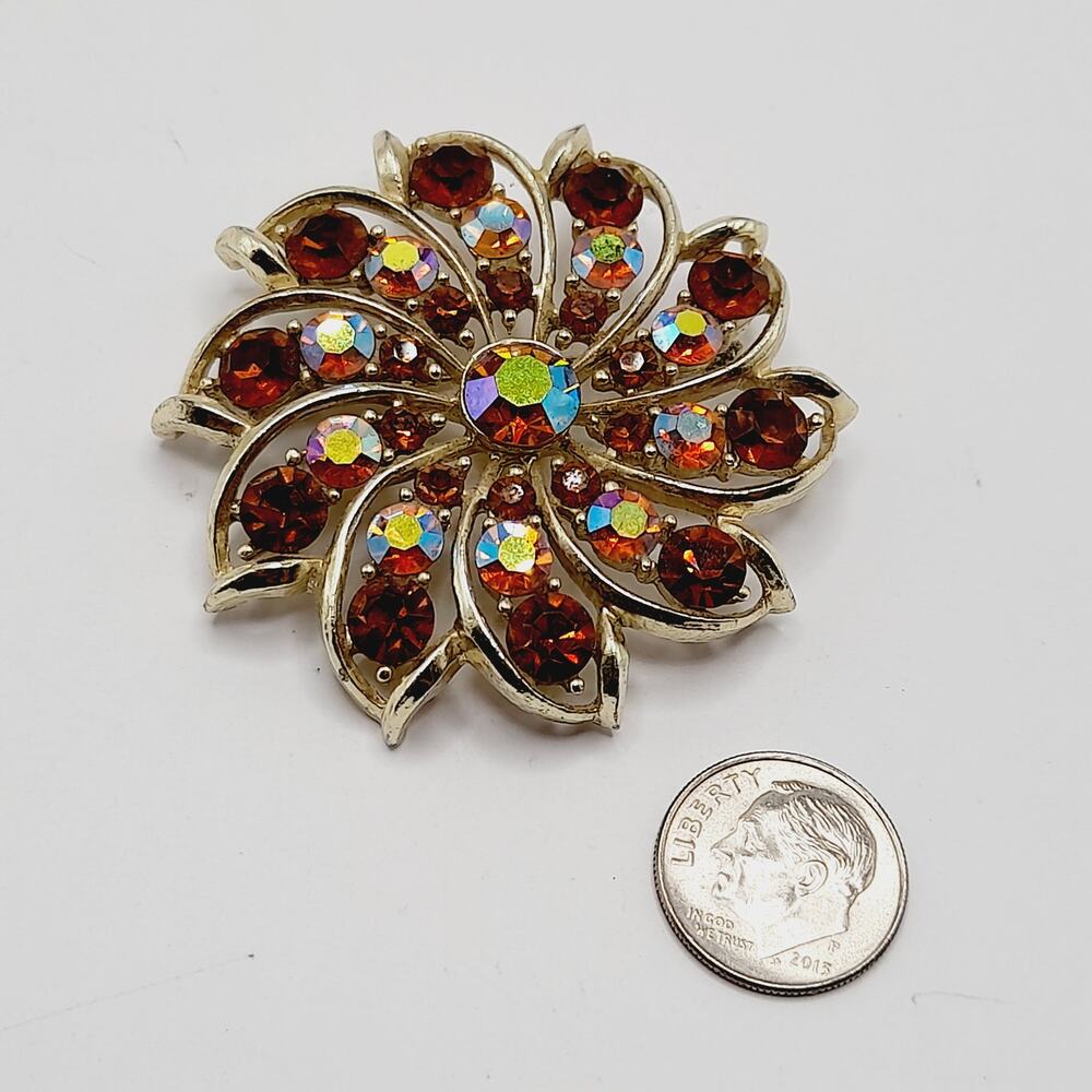 Vintage Topaz AB Rhinestone Flower Brooch Gold Plated 2 Inch Unsigned - Picture 7 of 8